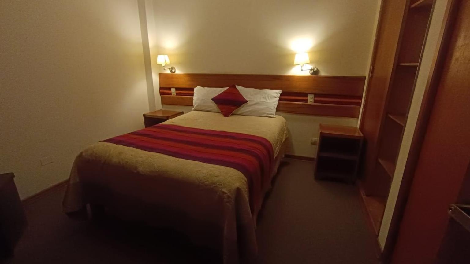 פונו Cantuta Inn מראה חיצוני תמונה