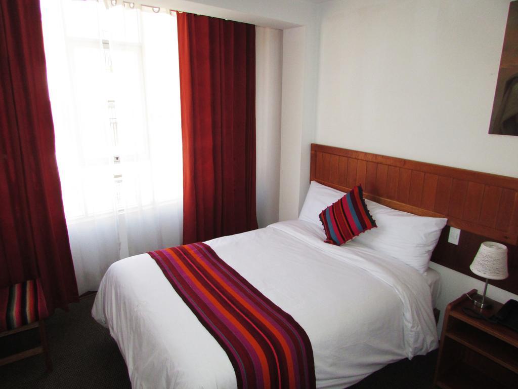 פונו Cantuta Inn מראה חיצוני תמונה