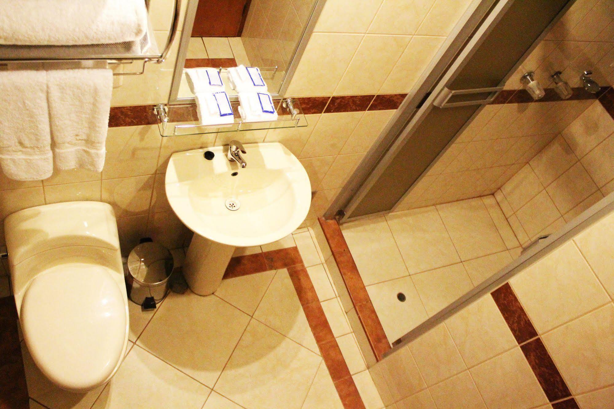 פונו Cantuta Inn מראה חיצוני תמונה