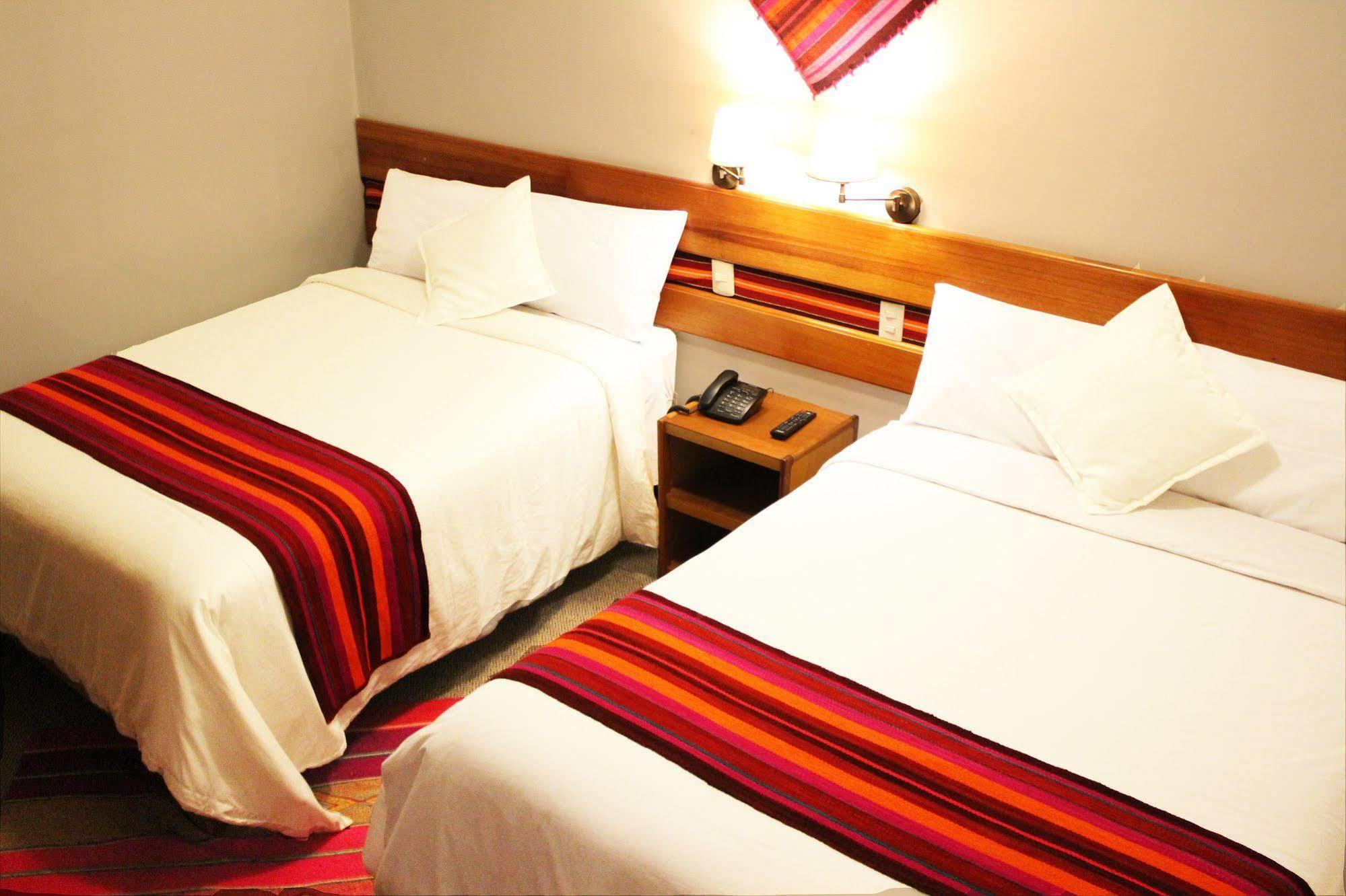 פונו Cantuta Inn מראה חיצוני תמונה